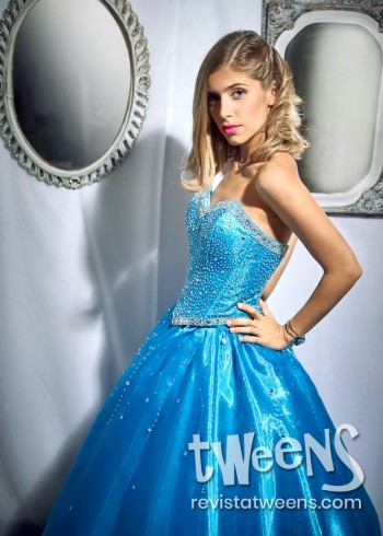 Vestidos de 15 años color Celeste y Turquesa de ROSAS ROJAS - Revista Tweens