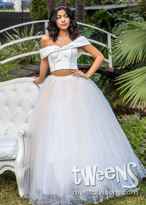 Vestido de quince blanco largo tul con crop top 