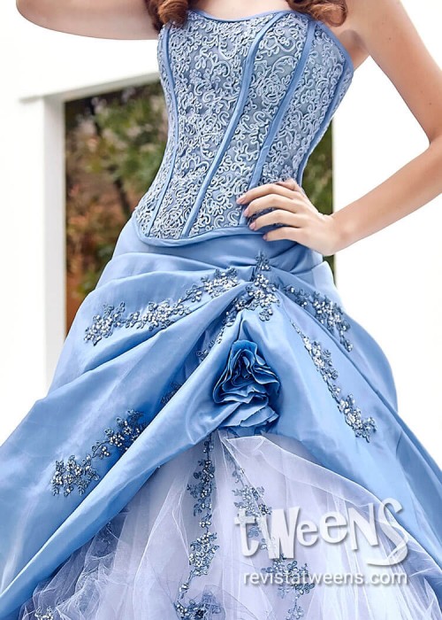 Hermoso vestido de 15 azul