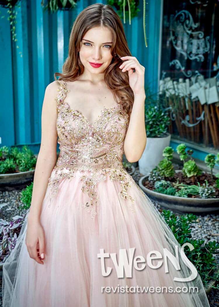Vestido de 15 dorado y rosa - Perea Design - Vestidos de 15 Vestidos de 15  Años - Revista Tweens